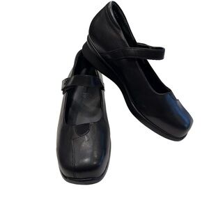 Kumfs Shoes Sz US 8 XXW EU 38.5 Black Leather Mary Jane Strap Low Wedge NEW!